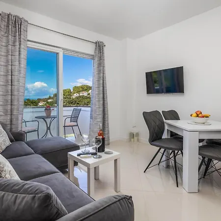 Lägenhet Stunning In With House Sea View *