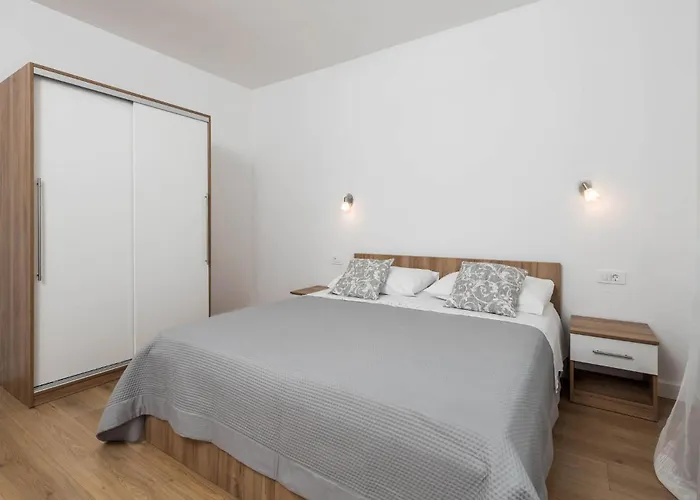Apartamento 1 Bedroom Stunning In
