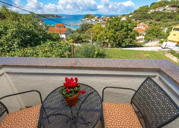 1 Bedroom Stunning In Apartamento